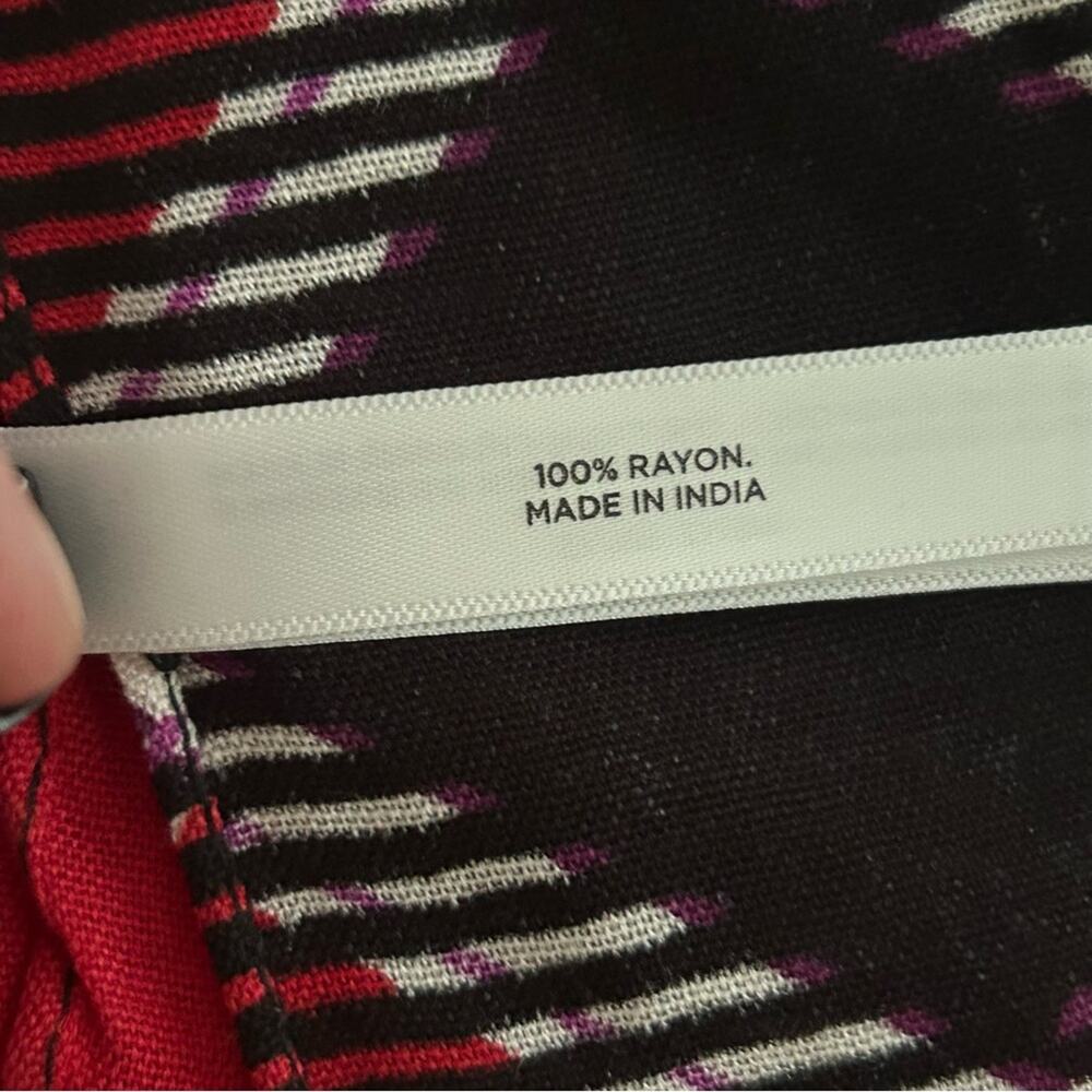 Talbots Women’s Nutcracker Plaid Oblong Scarf - Picture 5 of 6